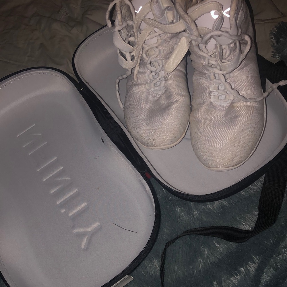 NFINITY Titan white cheerleading  shoe 10